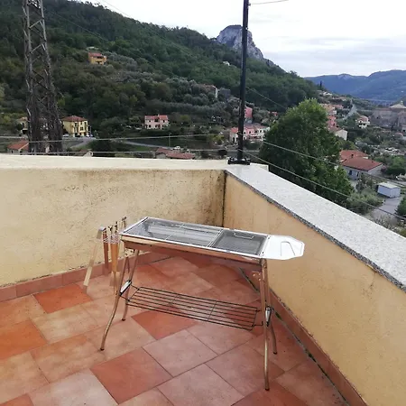 Apartment A Ca' Du Risso - Mansarda Con Terrazza - Sea & Outdoor For Families, Bikers And Climbers Calice Ligure