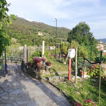 A Ca' Du Risso - Mansarda Con Terrazza - Sea & Outdoor For Families, Bikers And Climbers
