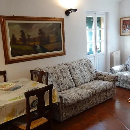A Ca' Du Risso - Mansarda Con Terrazza - Sea & Outdoor For Families, Bikers And Climbers Apartman