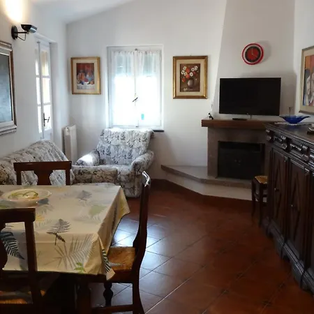 A Ca' Du Risso - Mansarda Con Terrazza - Sea & Outdoor For Families, Bikers And Climbers Apartman *