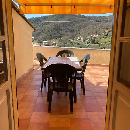 A Ca' Du Risso - Mansarda Con Terrazza - Sea & Outdoor For Families, Bikers And Climbers Apartman *