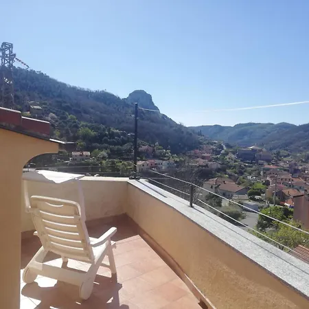 Apartment A Ca' Du Risso - Mansarda Con Terrazza - Sea & Outdoor For Families, Bikers And Climbers *